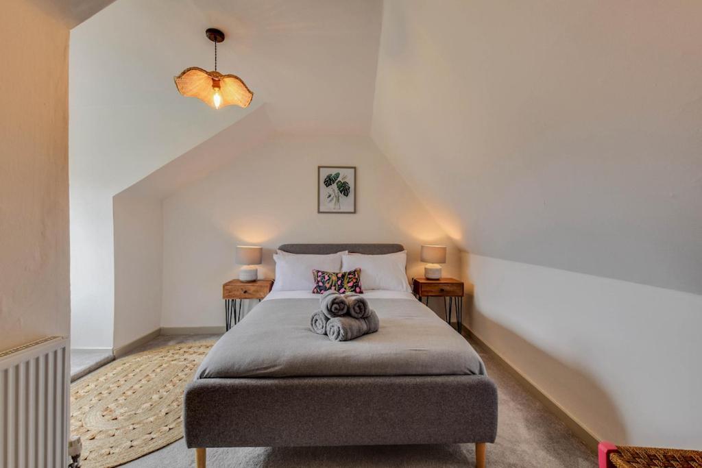 Cheerful 3 Bed Grade II Central Cottage Cirencester Exterior photo